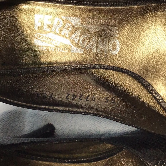 COPY - Ferragamo Black Heels - Picture 4 of 4